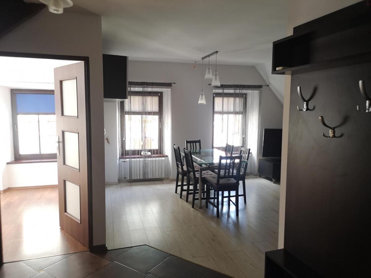 Apartament Dluga Appartamento Jelenia Góra Esterno foto